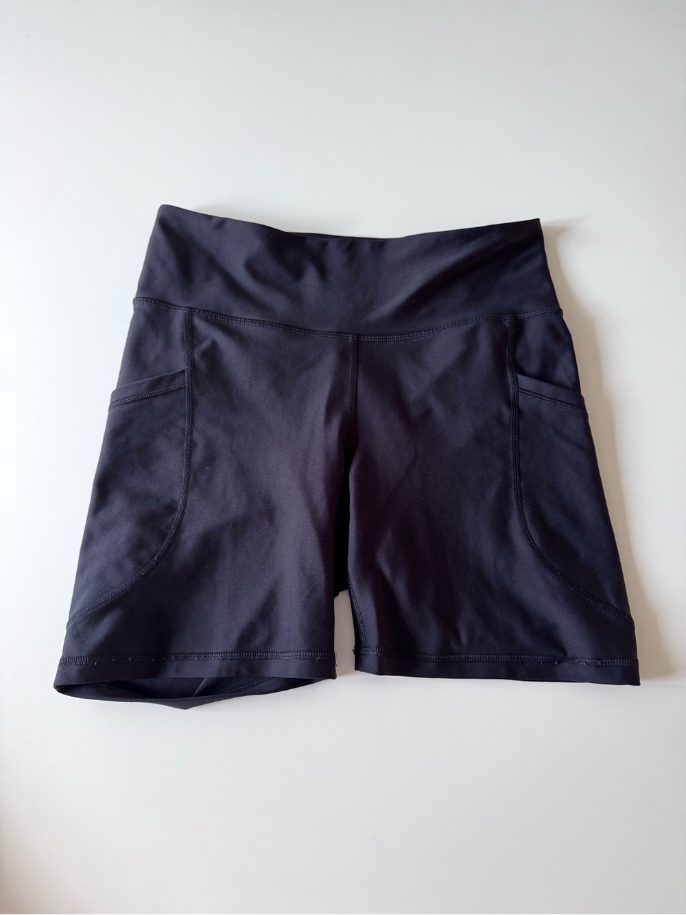 Old Navy Active High-Rise Go-Dry Bike Shorts, Black, size M